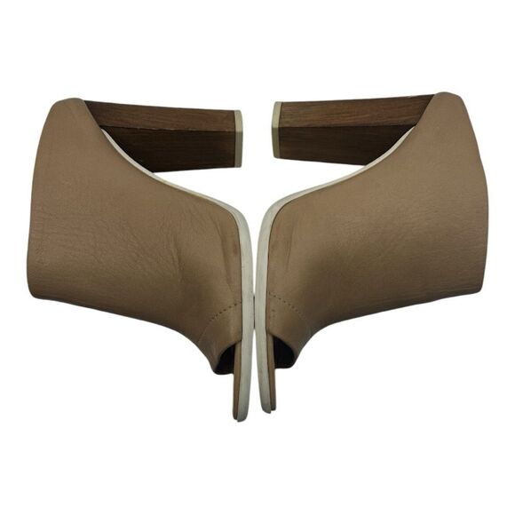 Vince Allison open toe heel mules clogs in tan color size 8 - Picture 5 of 6